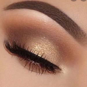 Meet your Posher, Lily